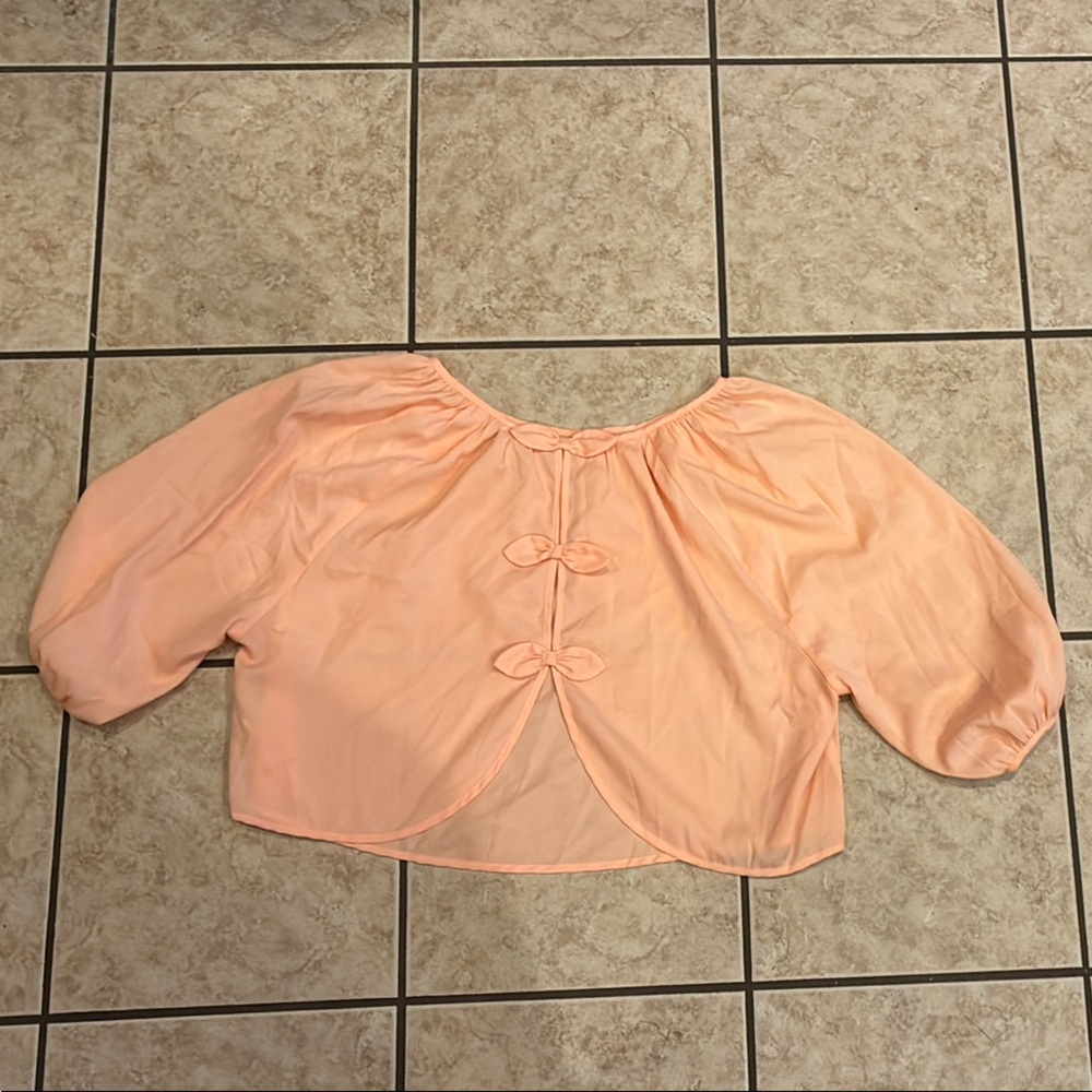 Peach Puff Sleeve crop top